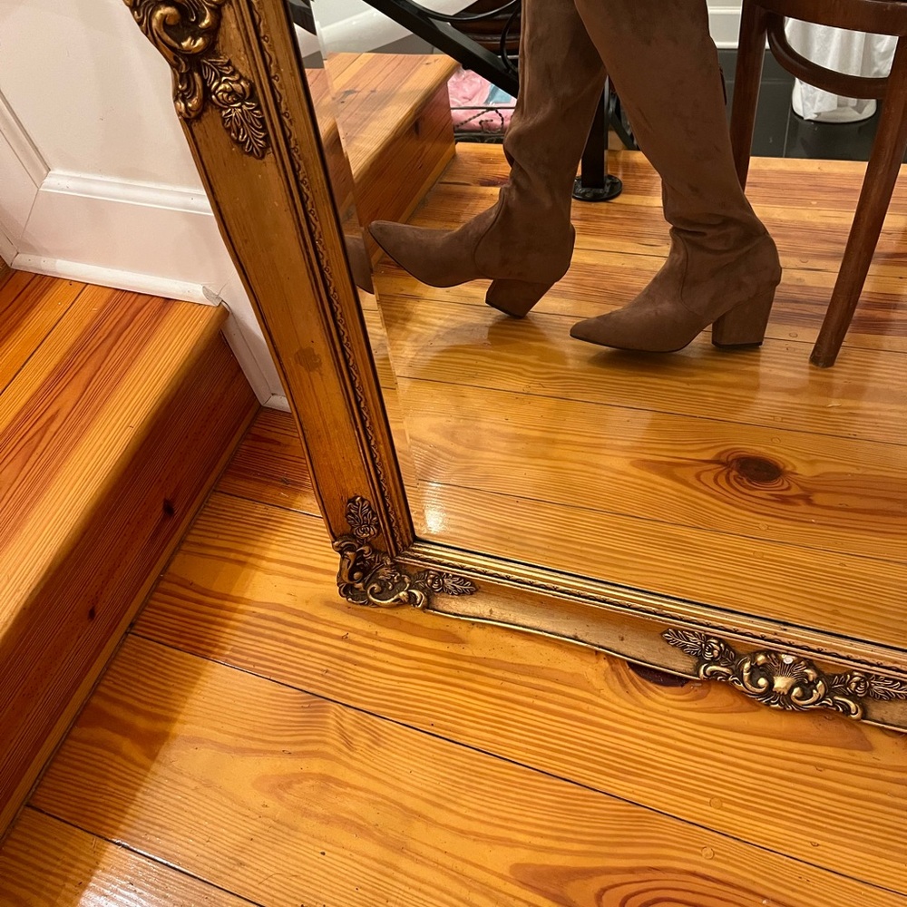 Ladies Brown Suede Over Knee Boots Back Zip
New No Tag